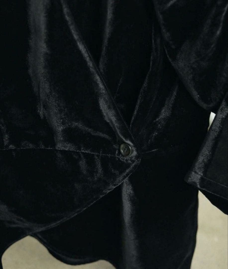 anuke アンヌーク　Gather Velour Blouse