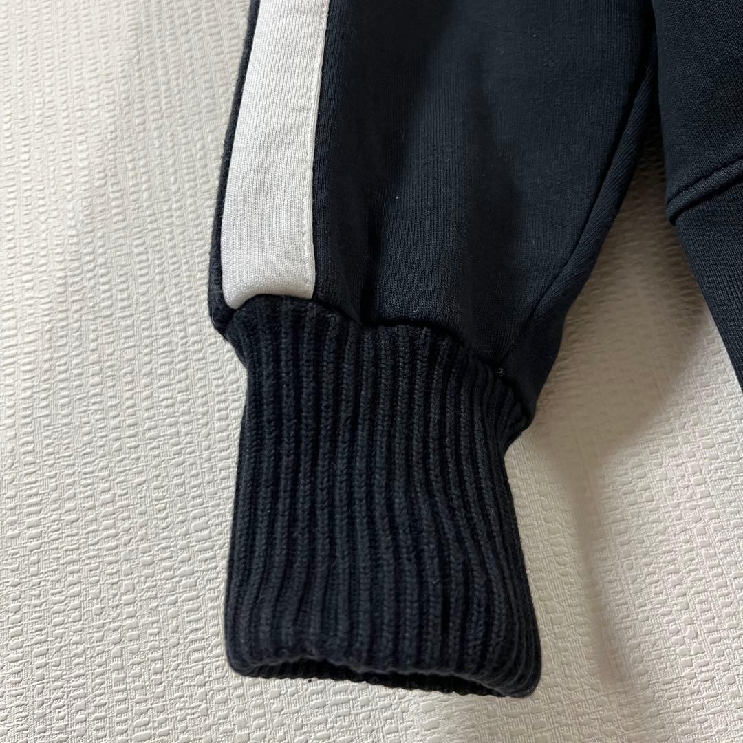 バーバリー　BURBERRY　ラインパーカー　Sサイズ　ブラック