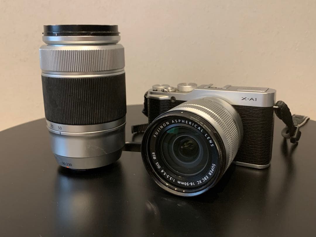 Fujifilm 富士フィルム　X-A1 ミラーレス一眼
