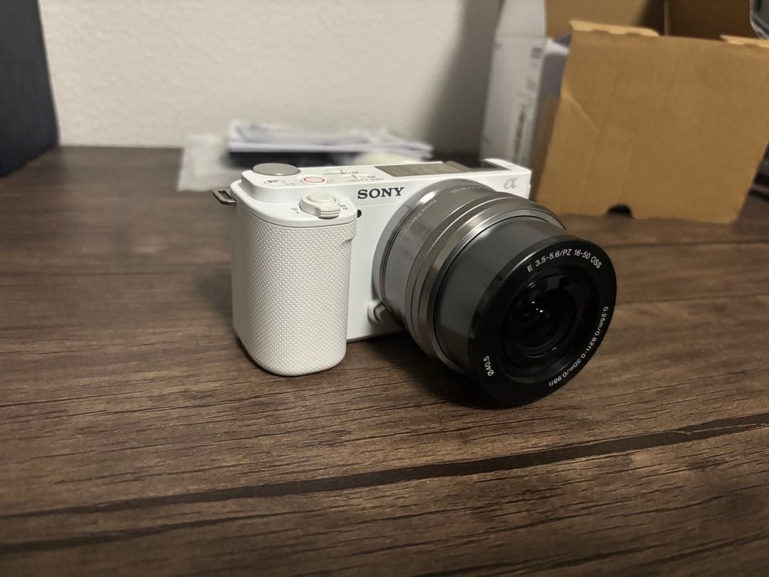 SONY ZV-E10 LW ボディ ホワイト パワーズームレンズ