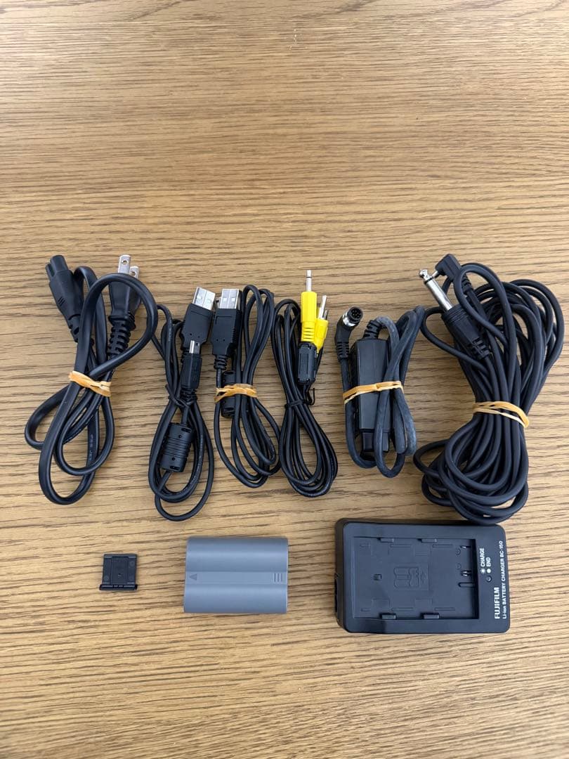 FUJIFILM FinePix S5 Pro レンズセット 動作確認済 CF付