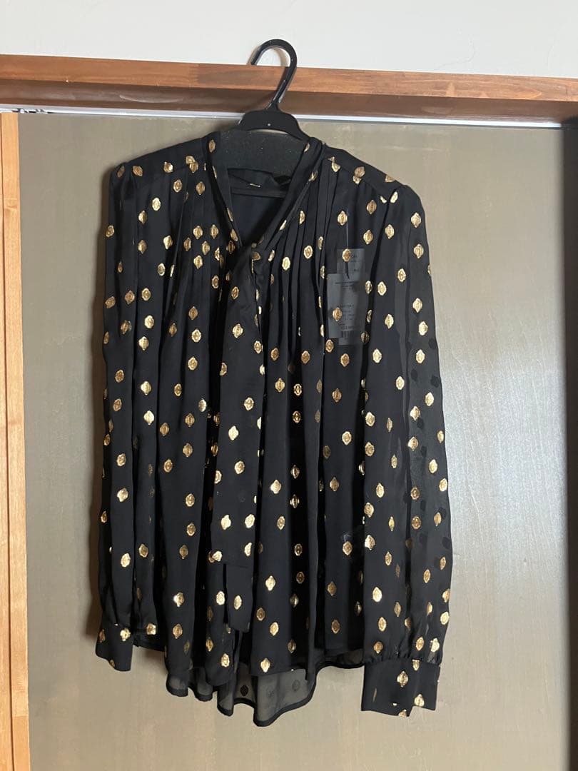 グレースコンチネンタルボウタイブラウス金箔ラメプリント新品未使用GRACE