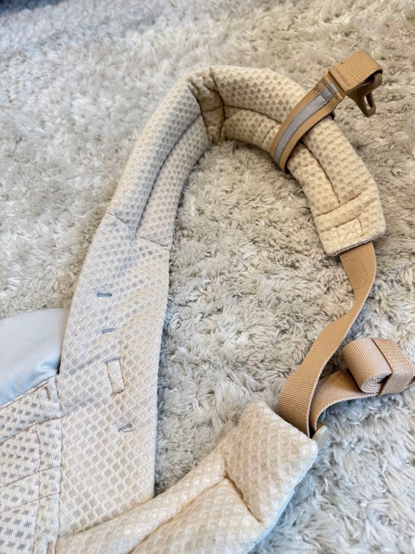 エルゴベビー オムニブリーズ メッシュ サンドベージュ