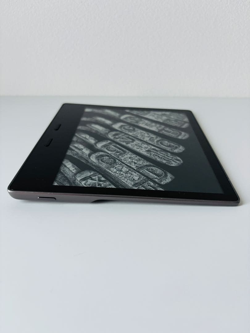 【美品】Kindleオアシス 第10世代 32GB WiFi 広告なしモデル