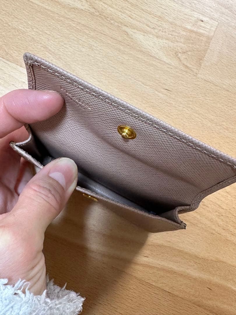 美品♢PRADA サフィアーノレザー 名刺入れ カードケース　ピンク