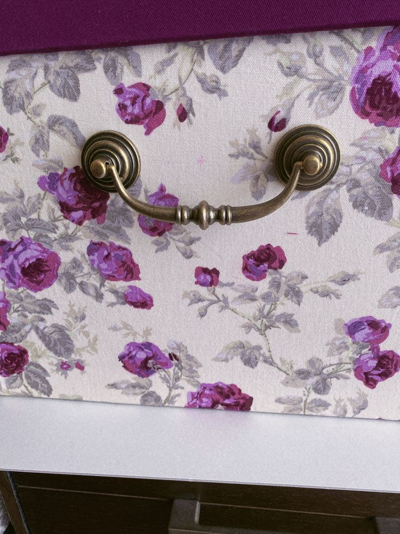 大きなボックス、ローラアシュレイ、カルトナージュ