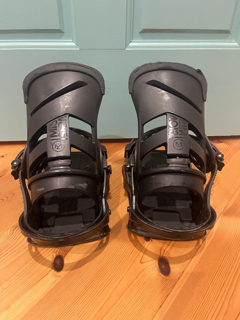 ペ*ー様 BURTON MISSION Mサイズ バートン　ビンディング バイン