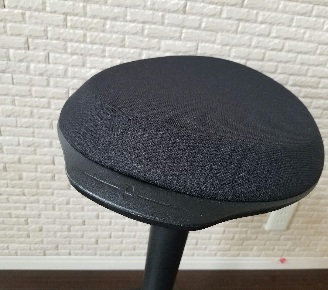 ニトリ スタンディングバランスチェア(OC301) 黒 勉強椅子 勉強机 集中力