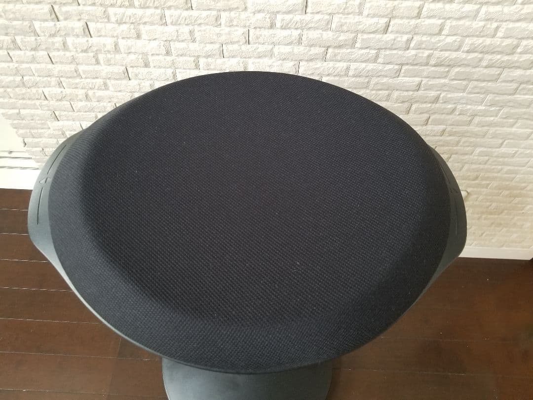 ニトリ スタンディングバランスチェア(OC301) 黒 勉強椅子 勉強机 集中力