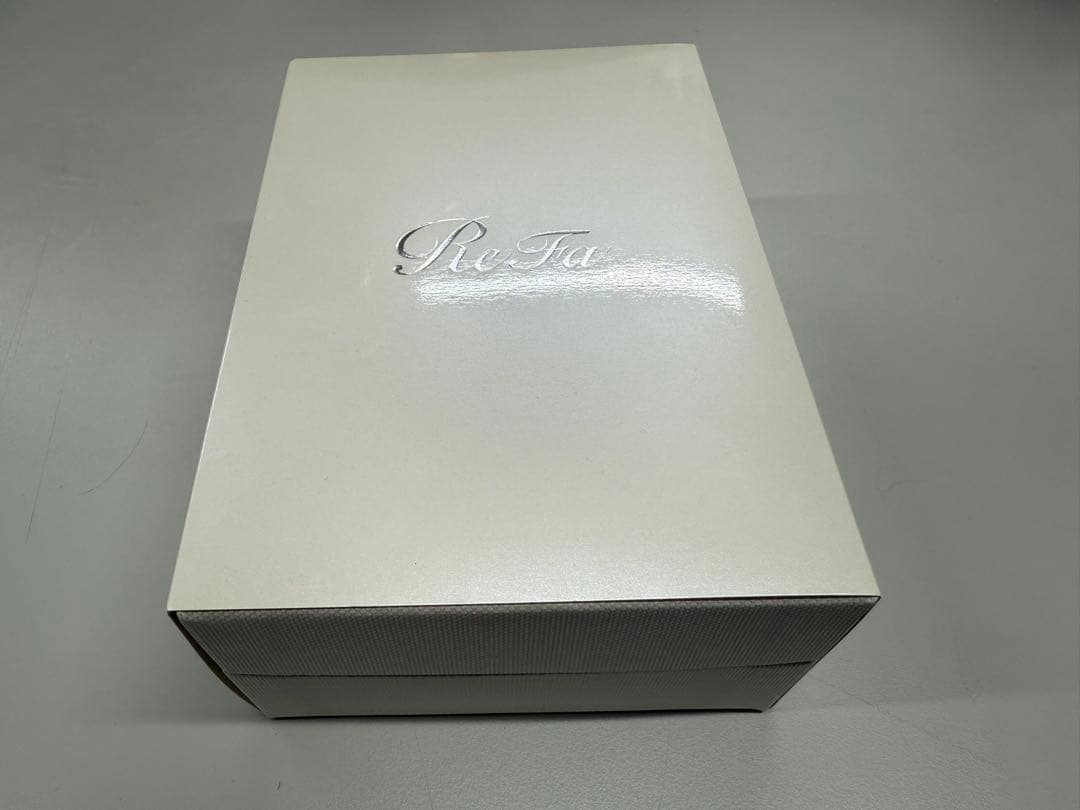 国内正規品リファカラットフェイスサロンモデル新品未開封