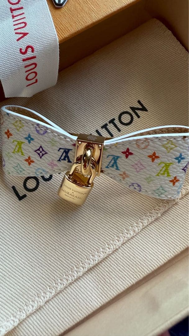 Louis Vuitton 村上隆デザイン リボンヘアアクセサリーバレッタ