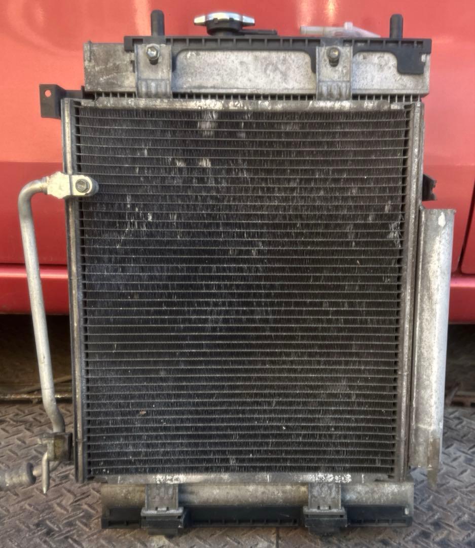 ダイハツ L375Sタント . ターボ ラジエター＆コンデンサ＆ファン