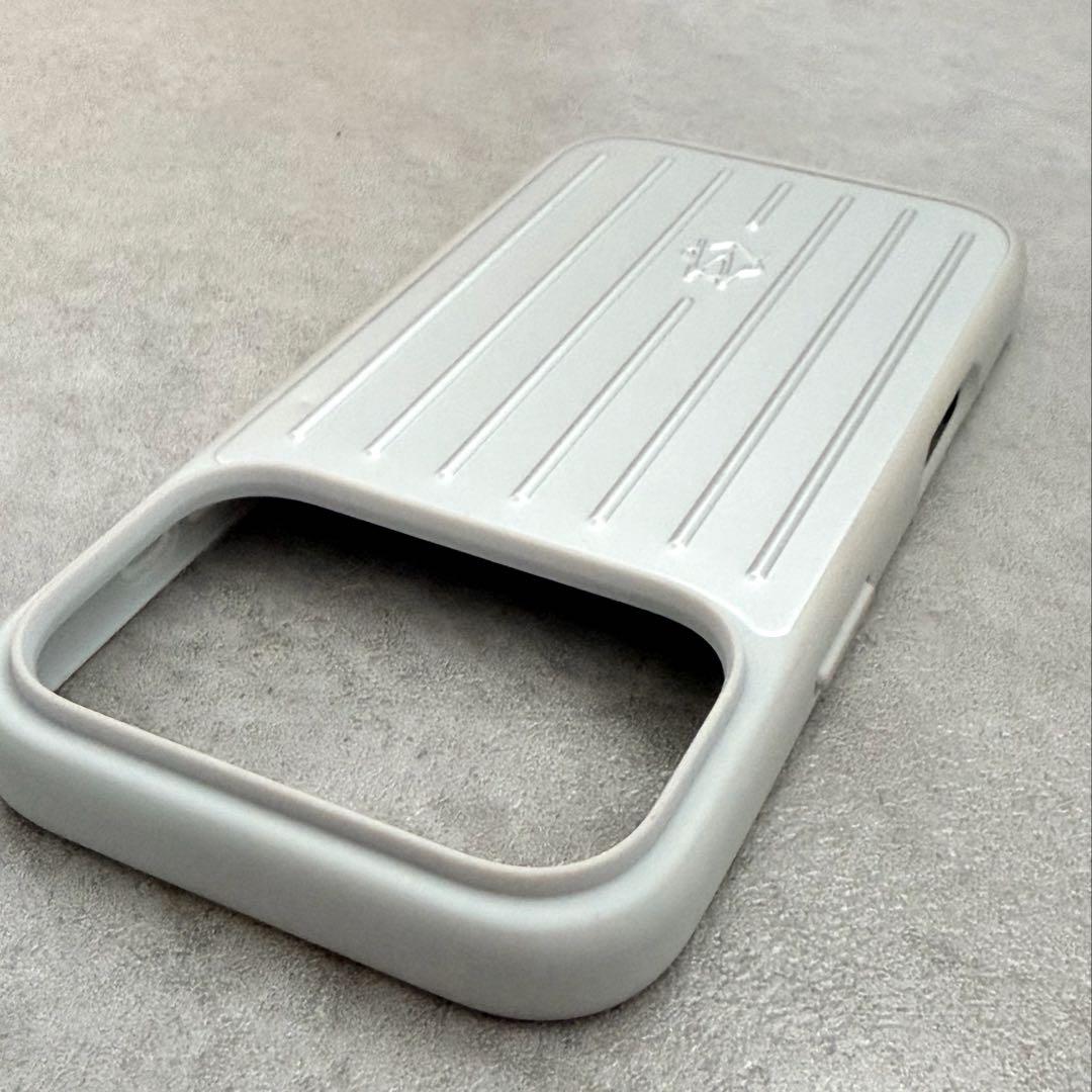 iphone17pro RIMOWA ケース