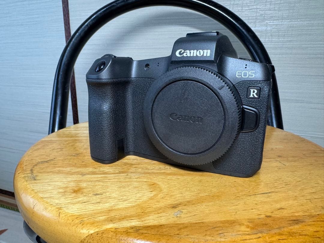 Canon EOS R 美品　ショット数1000以下