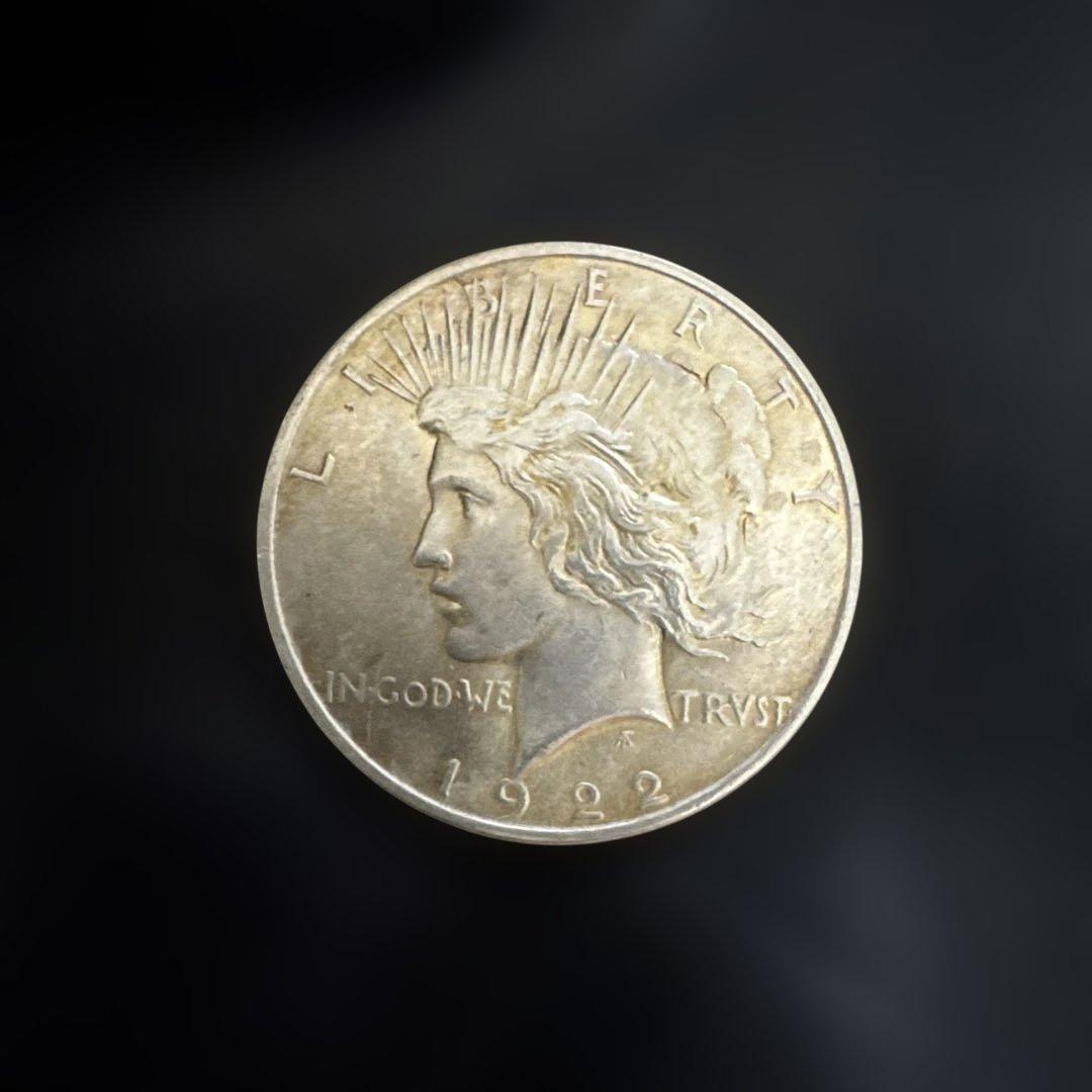 アメリカ　ピースダラー1ドル銀貨　1922年未流通に近い　本物保証