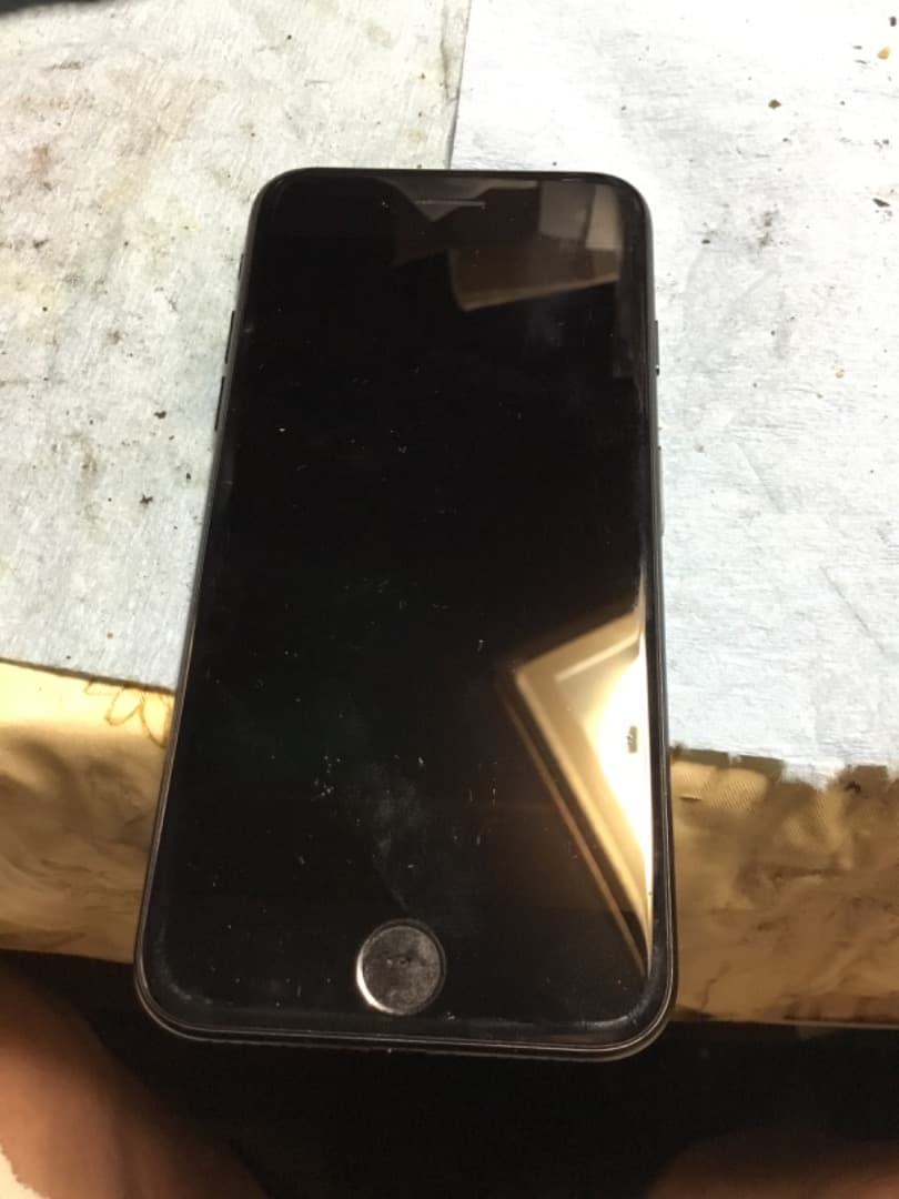 携帯電話本体 iPhone7