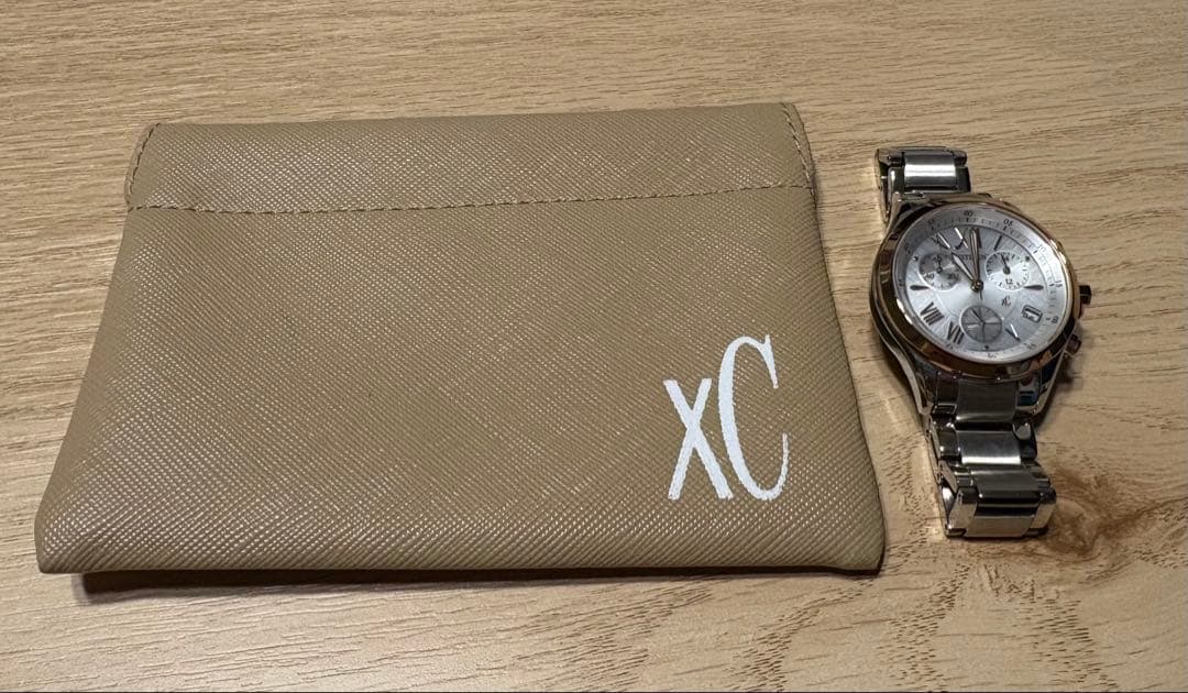 XC シルバー 腕時計 ケース付き