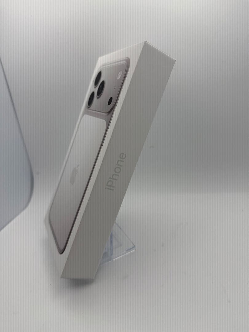 Apple iPhone 17Pro maxシルバー 本体　256GB