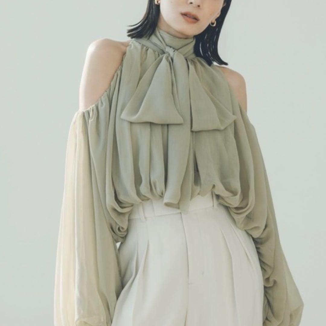 【新品タグ付き】セージグリーン シフォンボリュームブラウス anuans