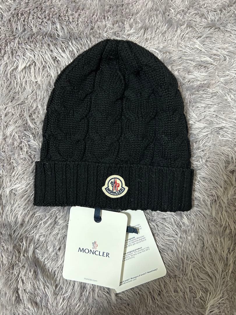 【ちぃ】 新品未使用 MONCLER ブラック ケーブルニット帽 サイズM