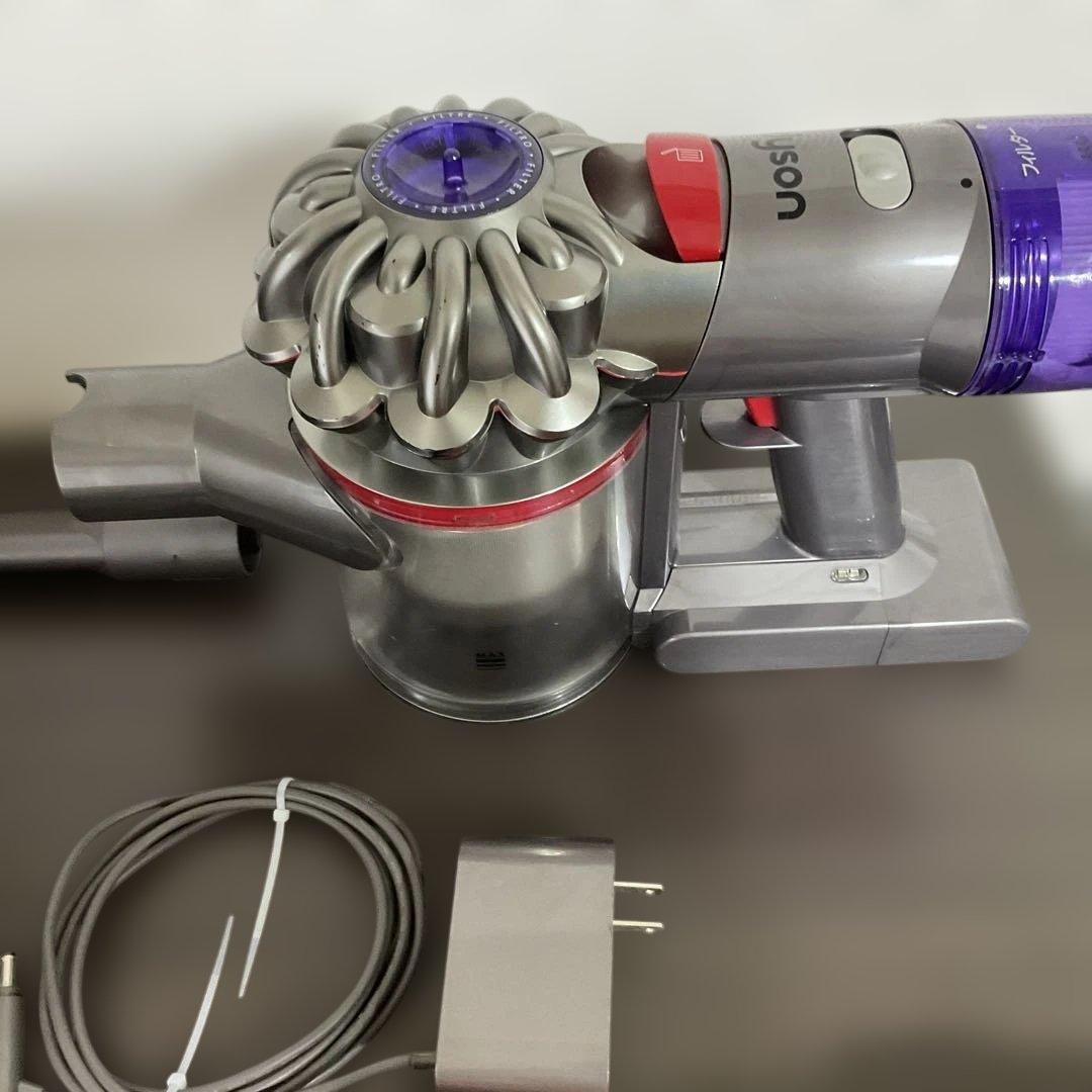 13. 『分解洗浄済み』動作確認済み　ダイソンDyson V8　SV10