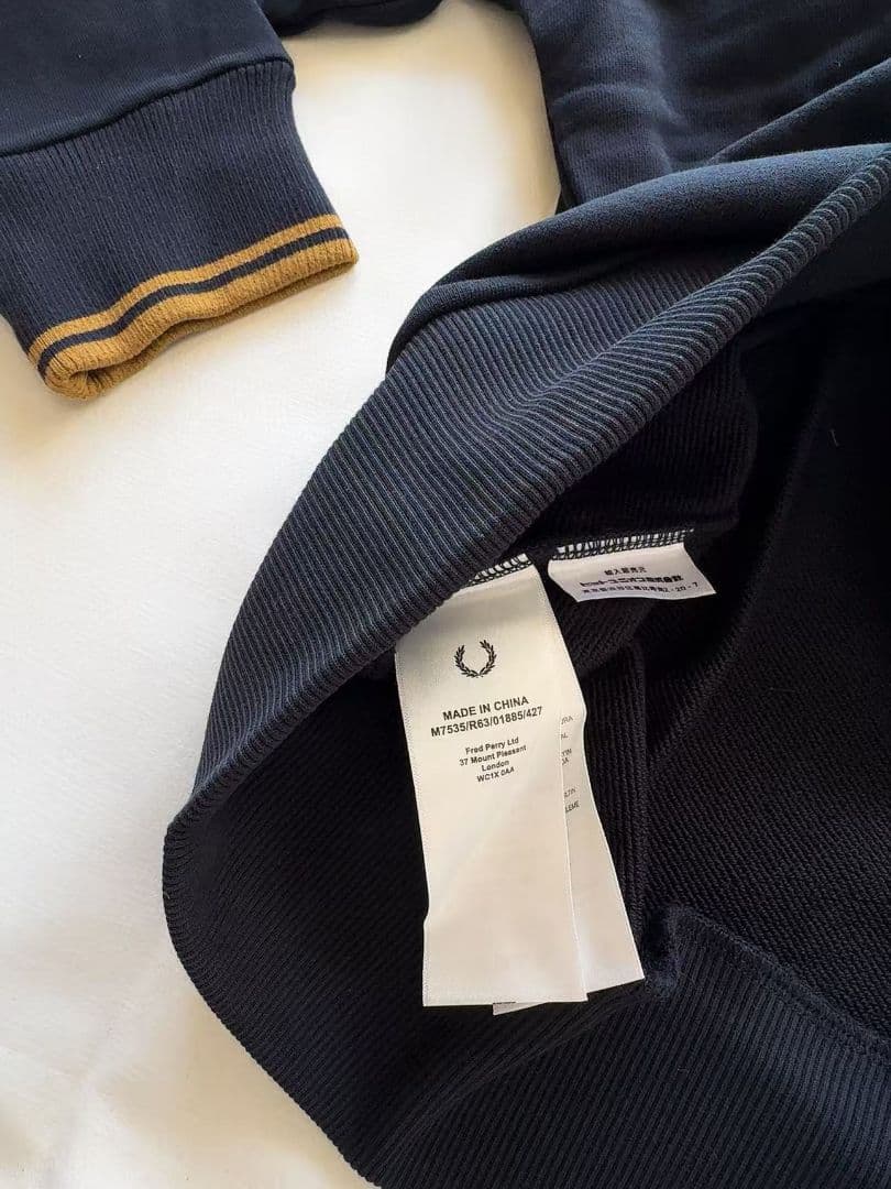 未使用 FRED PERRY スウェット トレーナー ネイビー XLサイズ