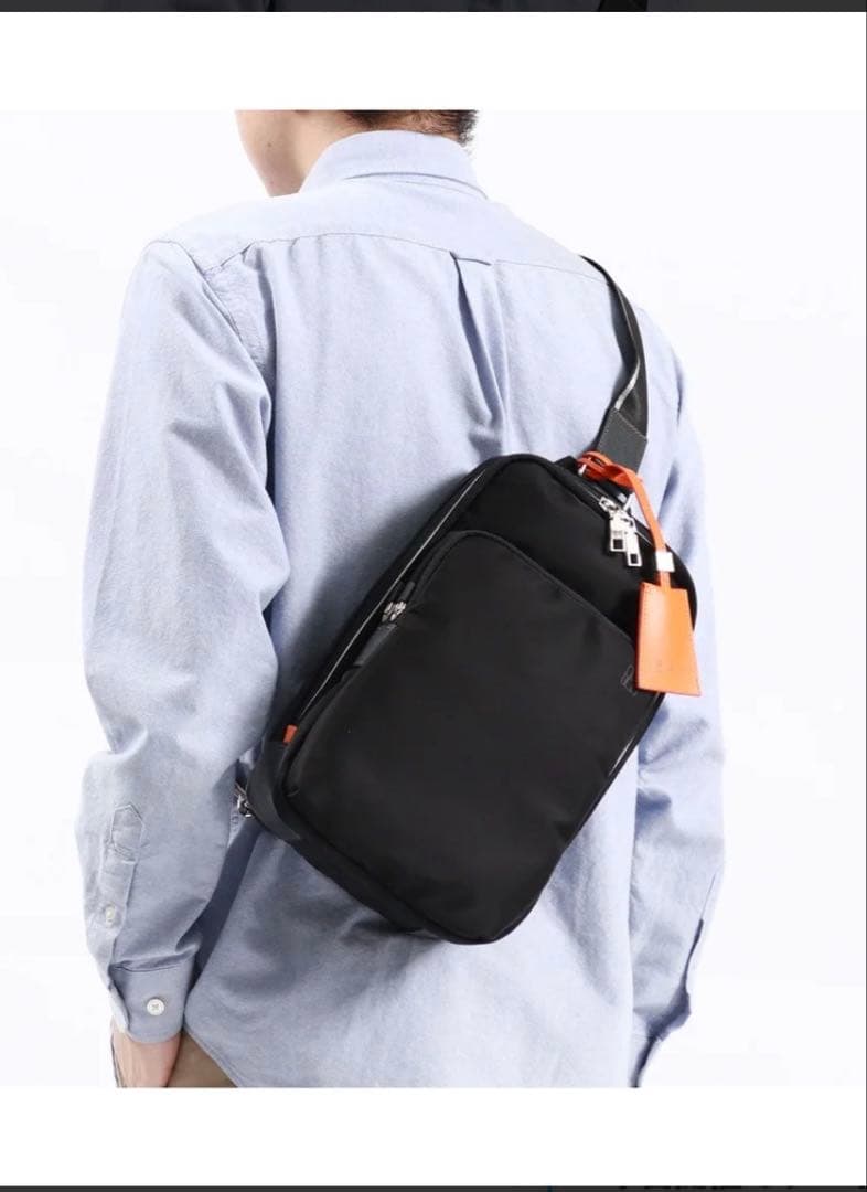 ✨未使用✨イズイット ボディバッグ IS/IT ワンショルダーバッグ A5