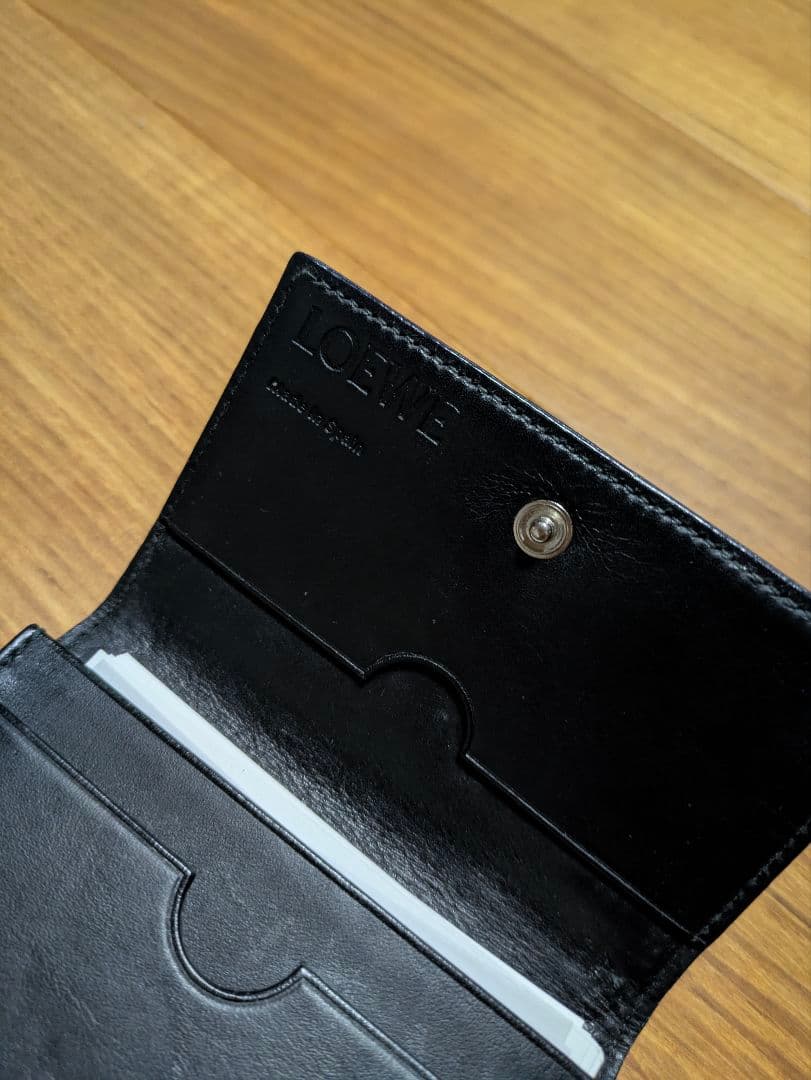 本日限定価格 あんしん鑑定）LOEWE シープスキン ケース ネイビーブルー