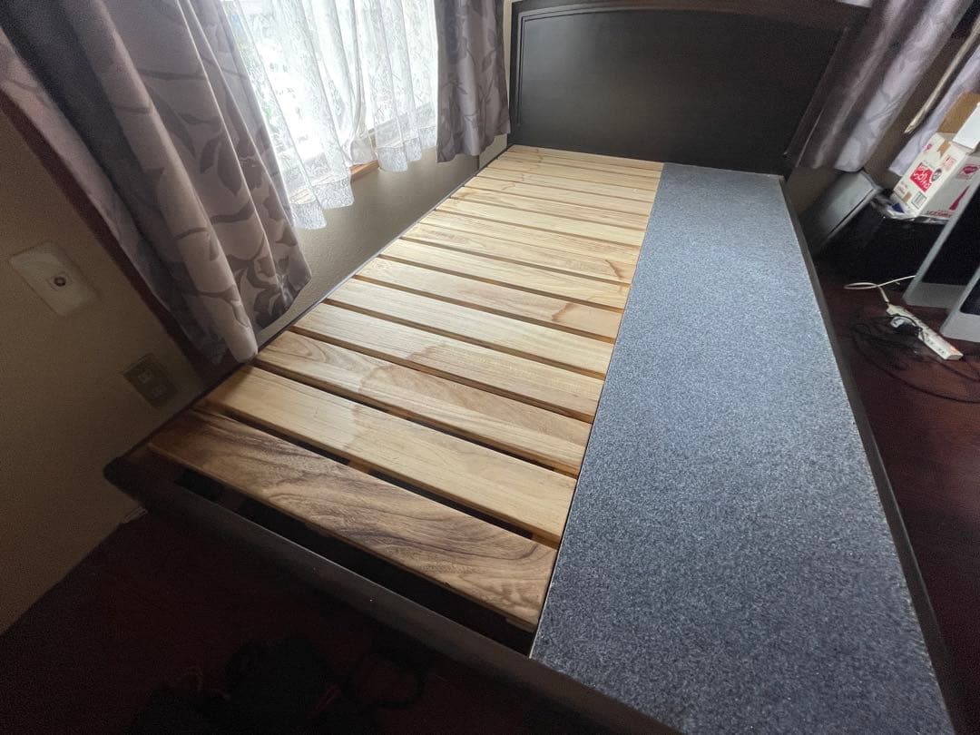 ⭐︎【破格】⭐︎組み立て簡単シモンズ　セミダブル定価20万　中古　分解発送