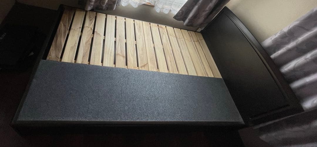 ⭐︎【破格】⭐︎組み立て簡単シモンズ　セミダブル定価20万　中古　分解発送