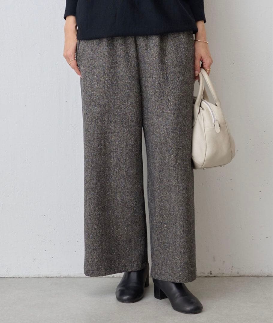 未使用近　ビアズリー ウエストリブネップツイードパンツ 1号　ブラック