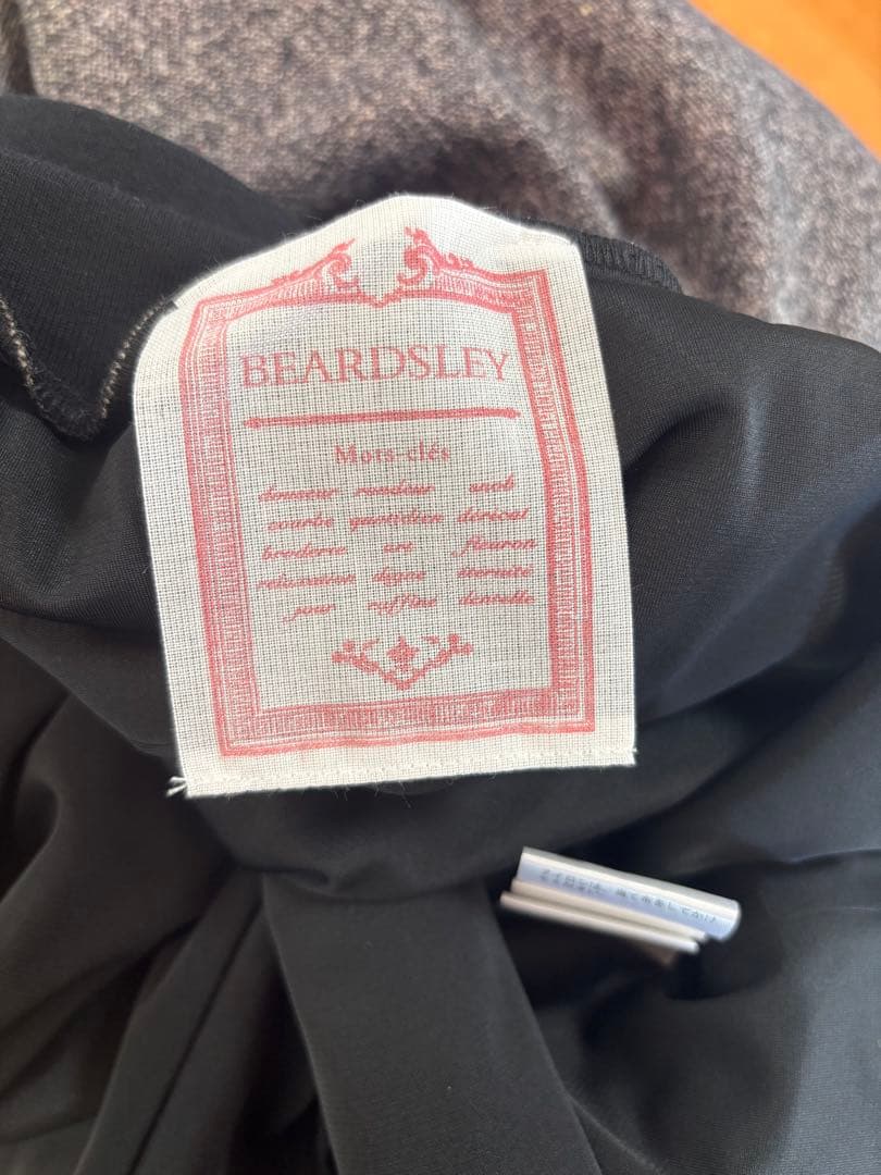 未使用近　ビアズリー ウエストリブネップツイードパンツ 1号　ブラック