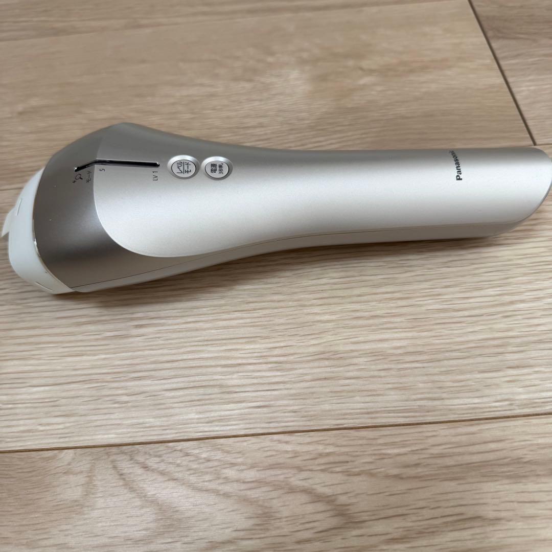 Panasonic レディース　光美容器　光エステ ES-CXP97