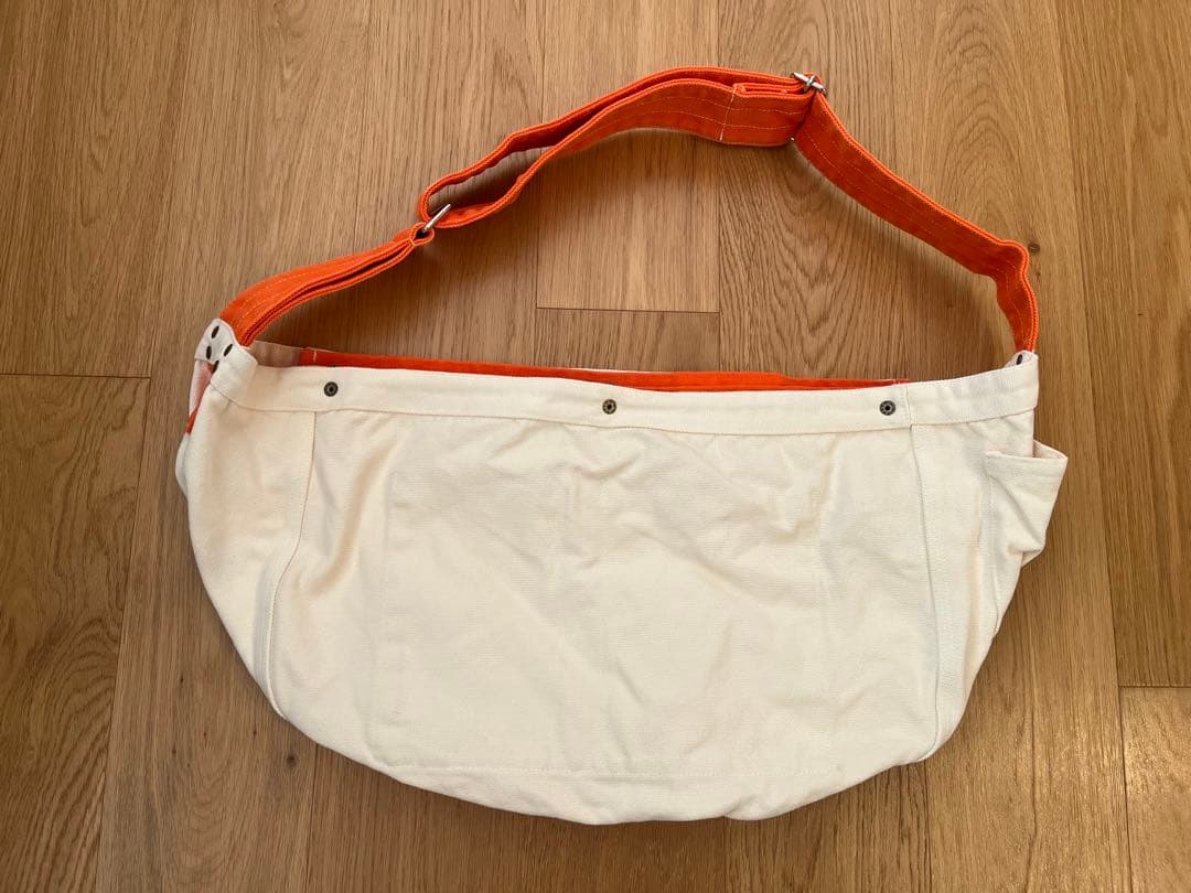 California Sportswear ニュースペーパーバッグ