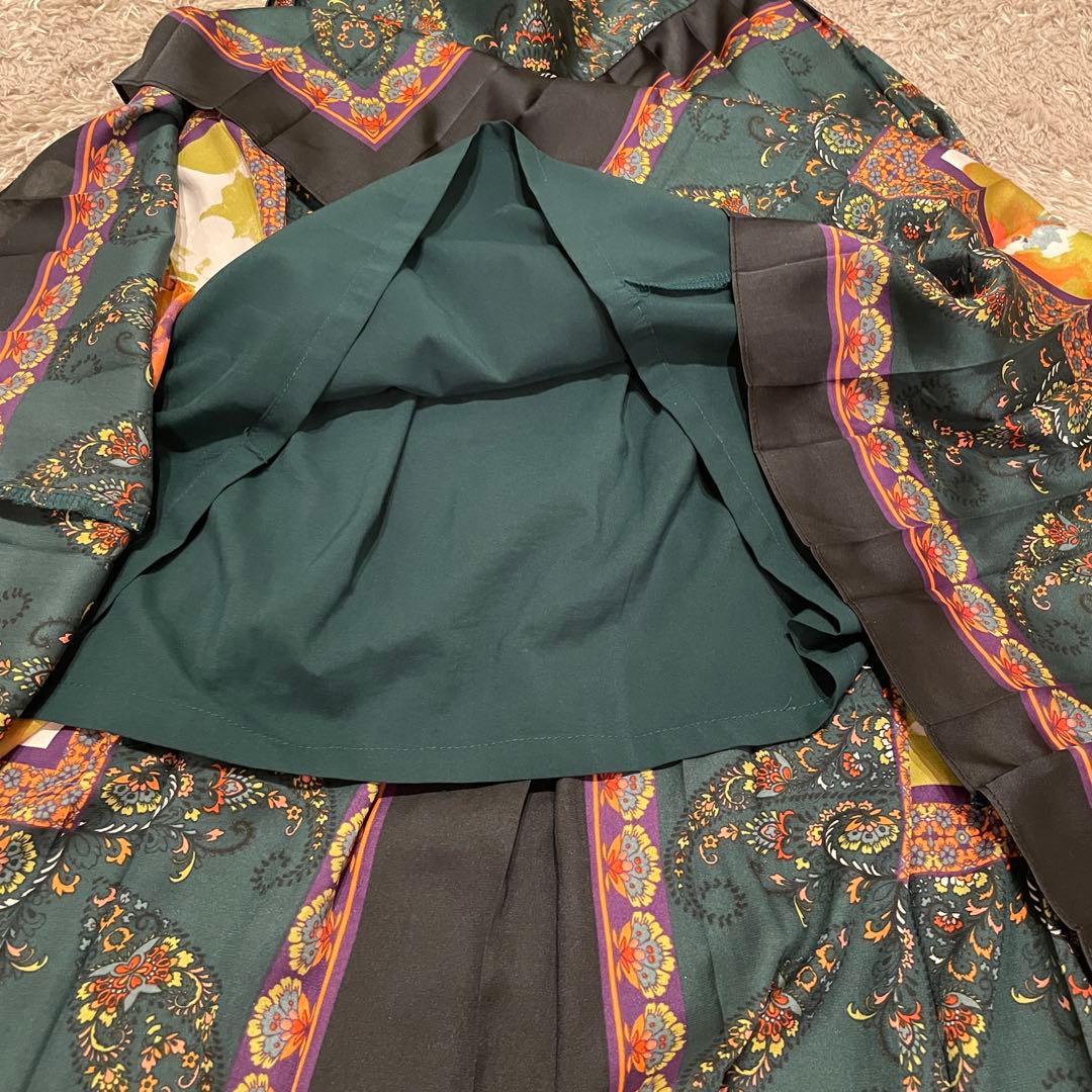 AMERI ロングスカート　スカーフ柄　緑　プリーツスカート　アメリヴィンテージ