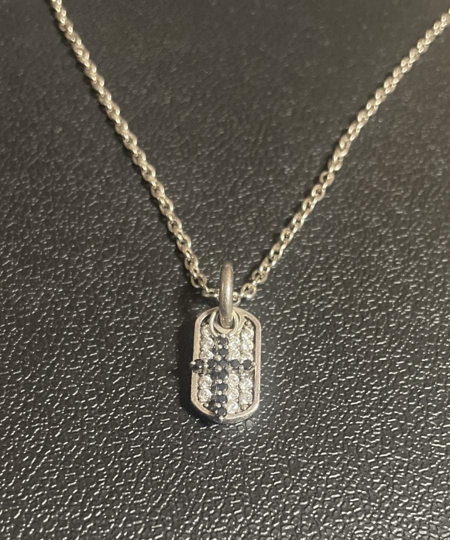 Justin Davis S.O.S スワロフスキー ドッグタグ ペンダント