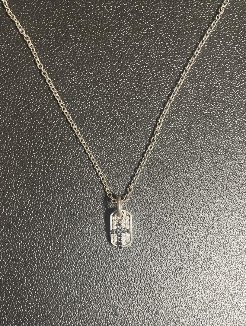 Justin Davis S.O.S スワロフスキー ドッグタグ ペンダント