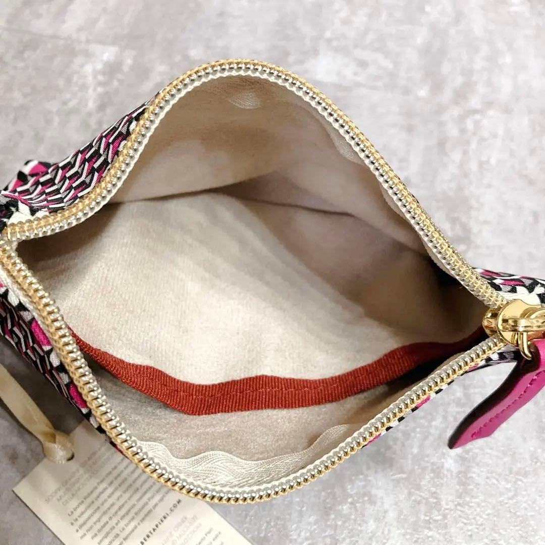 新品タグ☆ROBERTA PIERI TATAMI NEO LILAC ポーチ