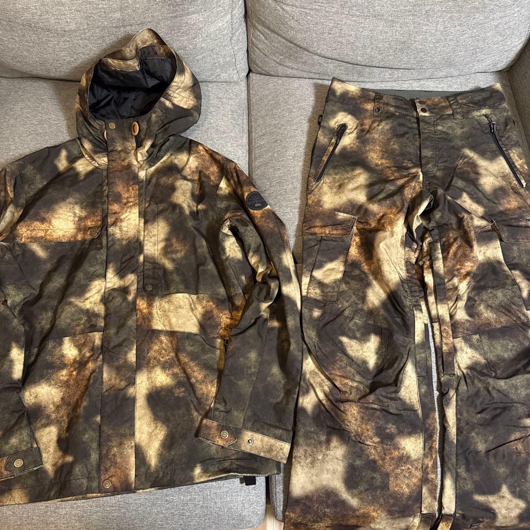 QUIKSILVER スノーボードウェア　セット　カモ柄