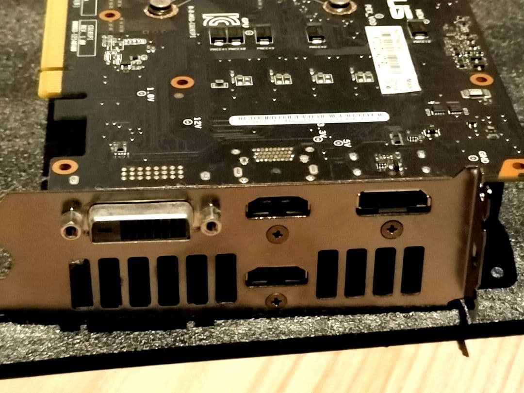 グラフィックボード・グラボ・ビデオカード ASUS PH-GTX1660ti 6G