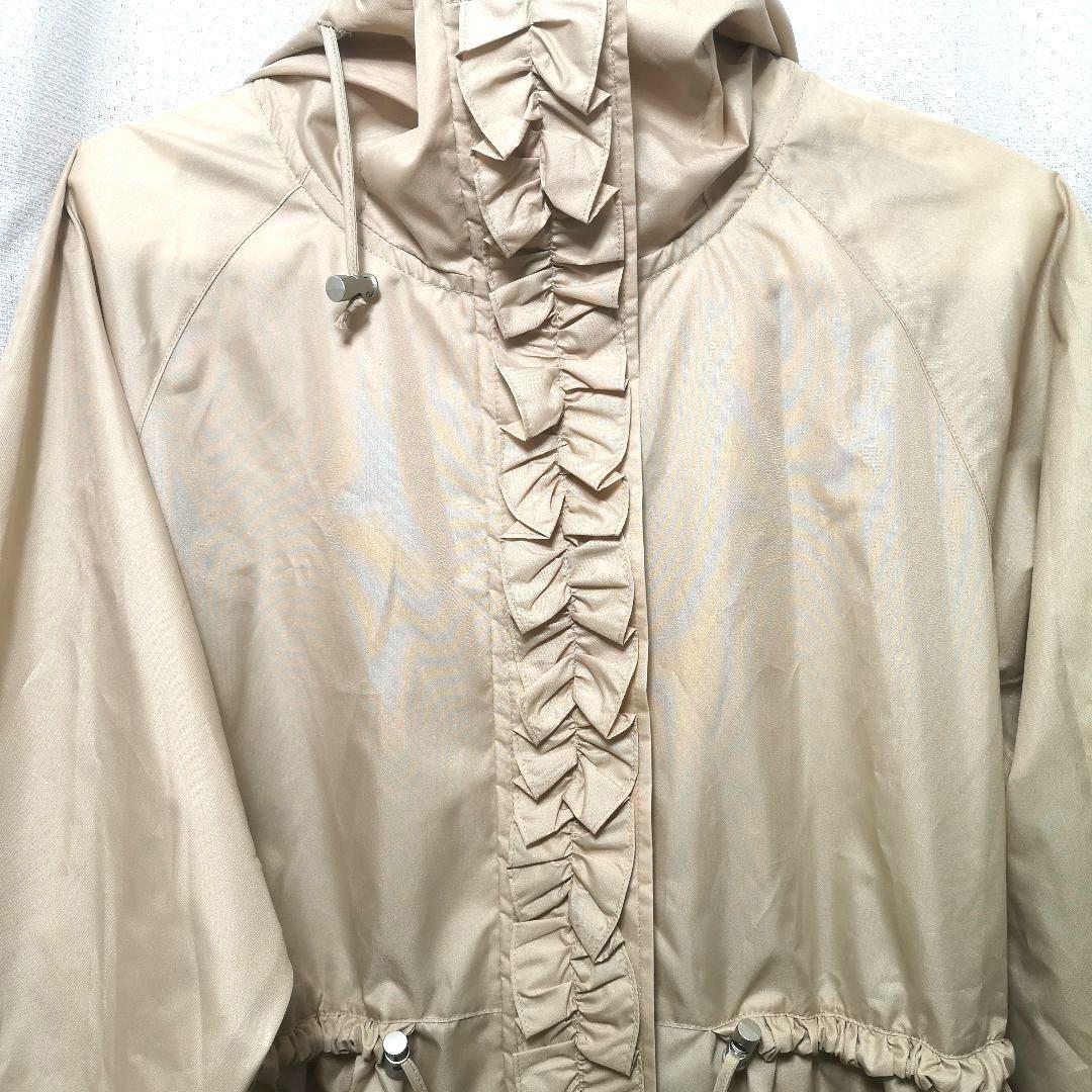 美品　定価13200円　ゆったりフードフリルロングレインコート　ベージュ