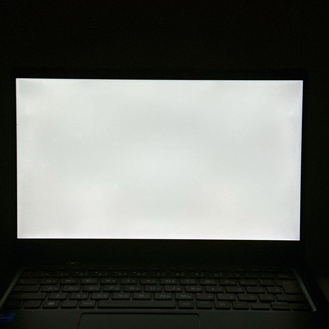 第11世代【i7搭載！512GB★16GB】13インチ ノートパソコン 703