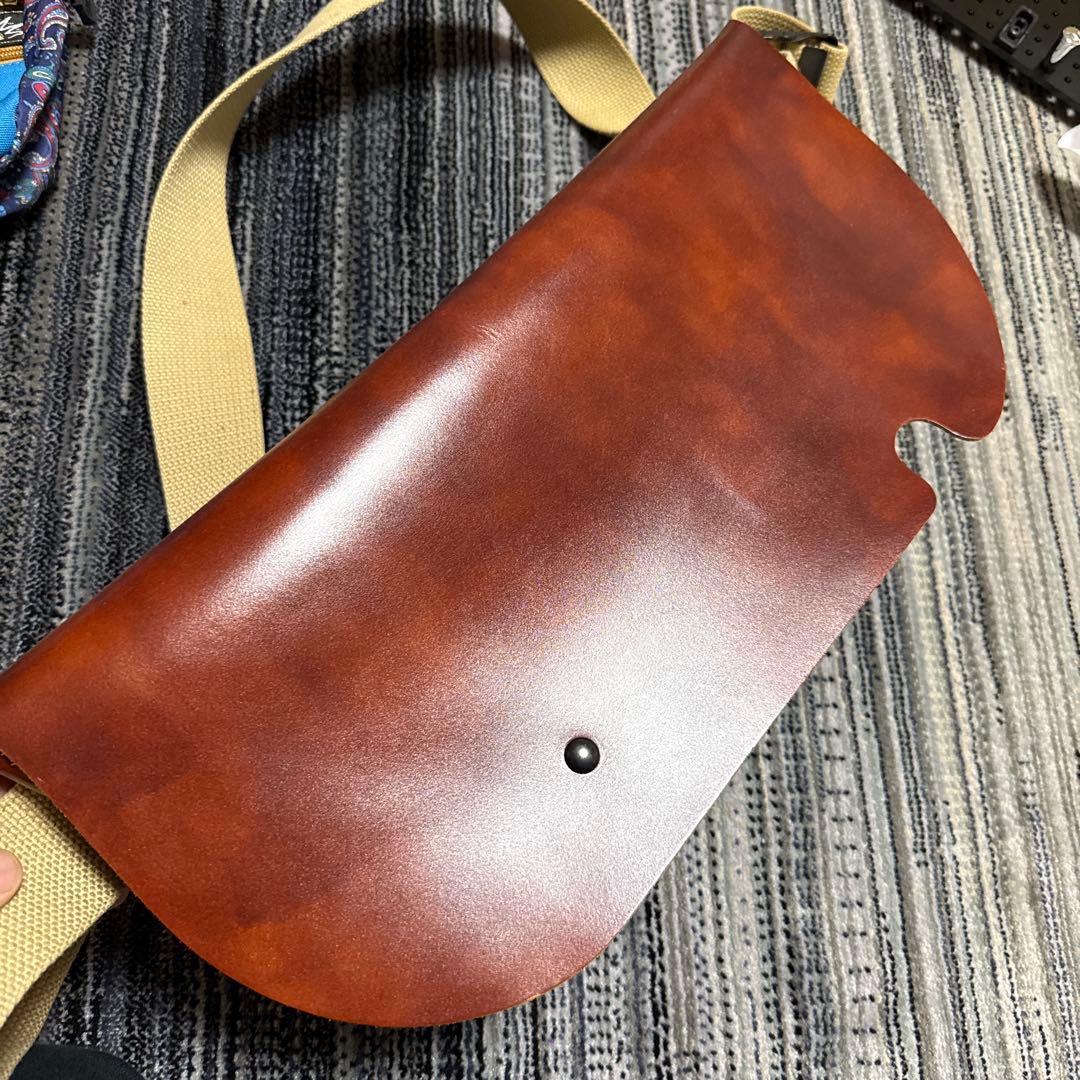 Uni&co. メッセンジャーバッグ