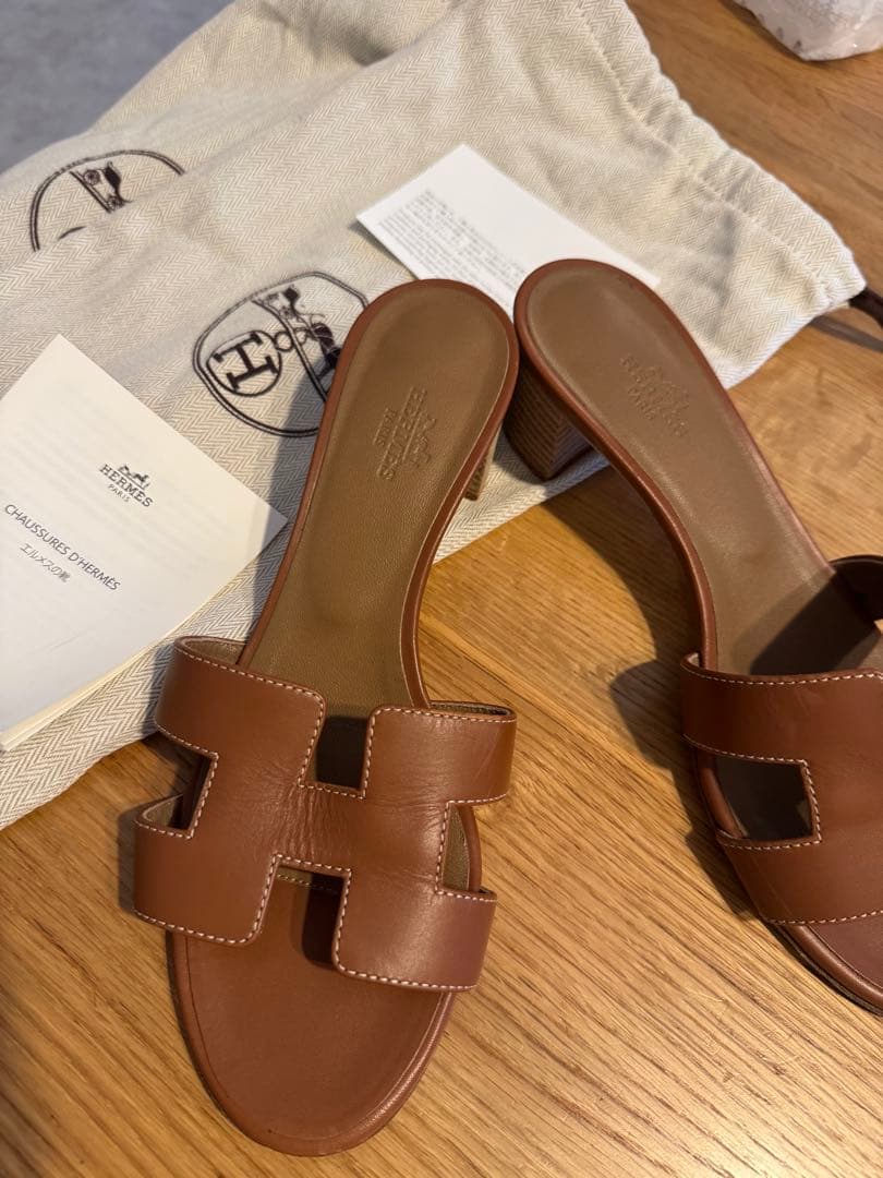 エルメス　オアシス　ブラウンレザーサンダル 中ヒール エルメス袋あり