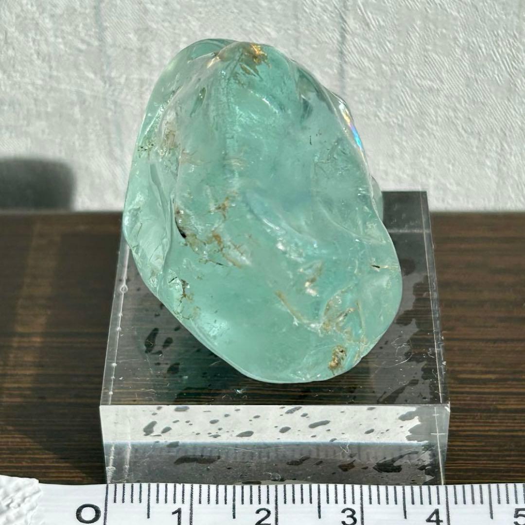 アクアマリン　ベリル　ブラジル産　鉱物標本