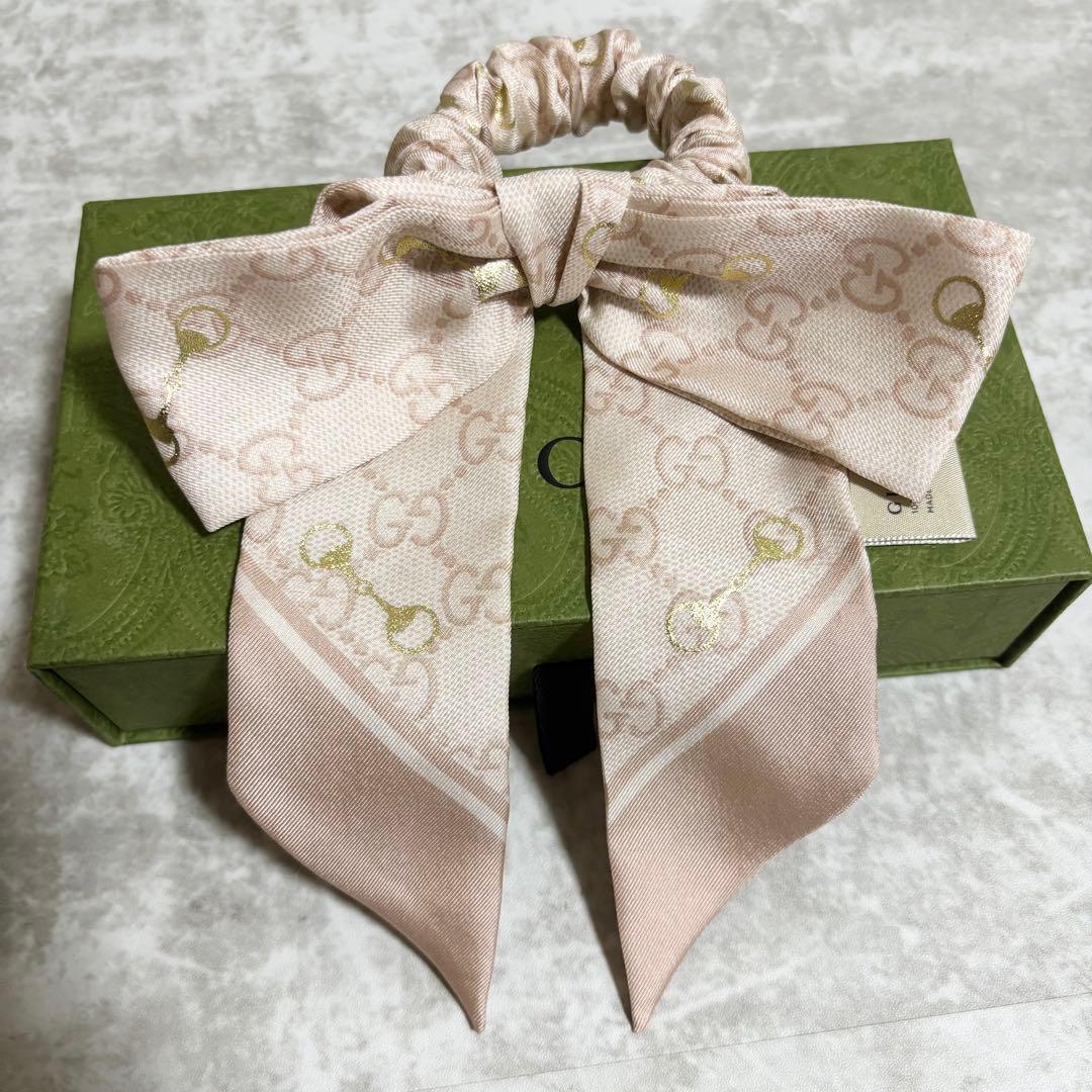 I195 GUCCI グッチ　シュシュ　セット　シルク 箱・保存袋付き　ピンク