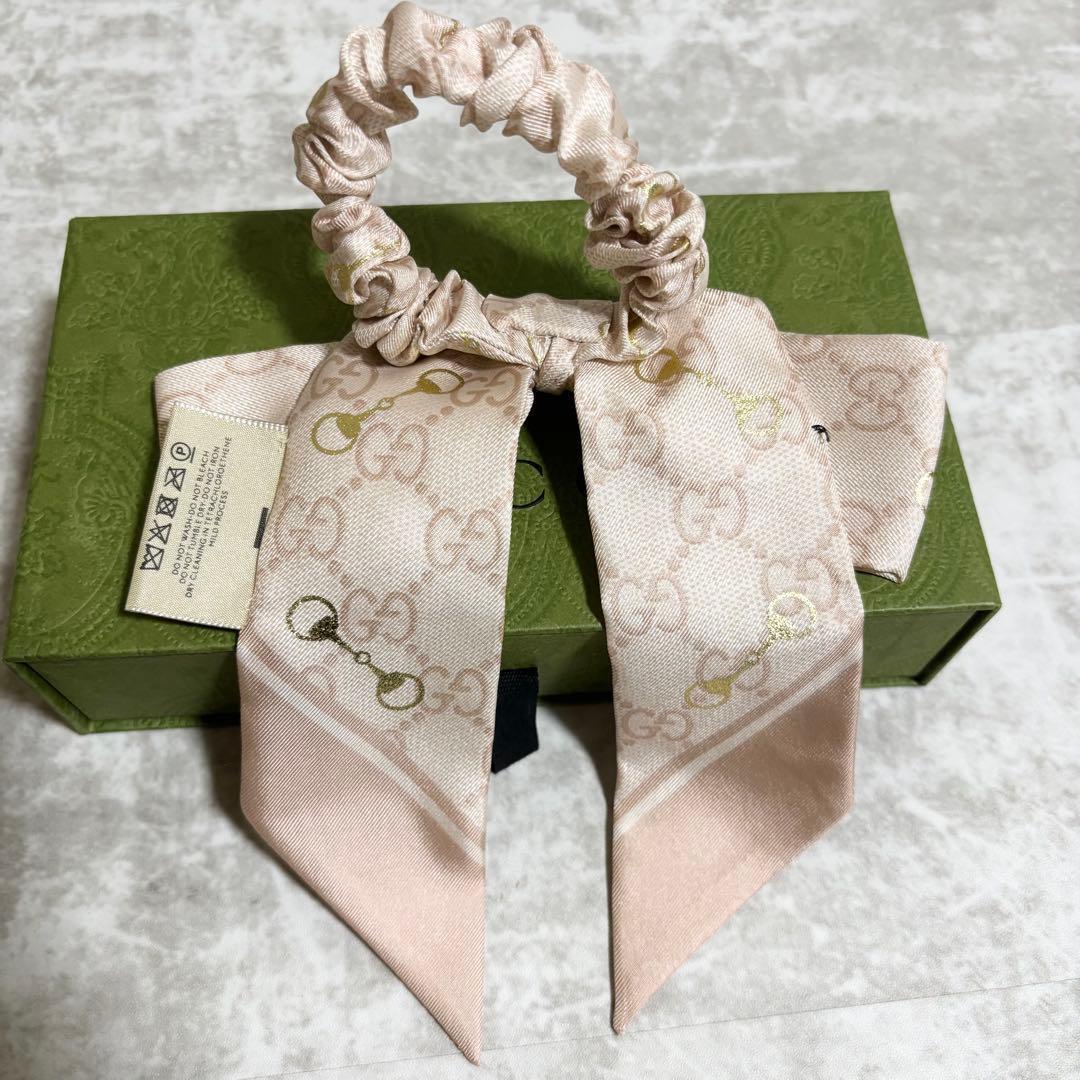 I195 GUCCI グッチ　シュシュ　セット　シルク 箱・保存袋付き　ピンク