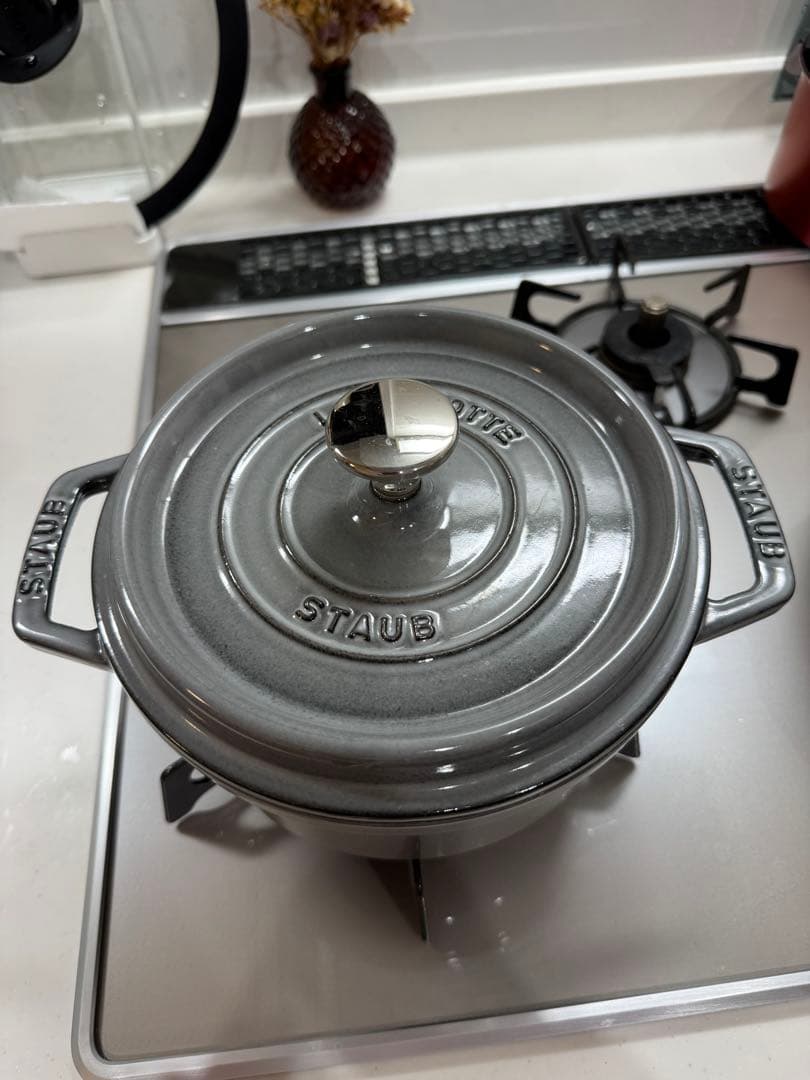 美品 staub 18cm ピコ・ココット ラウンド グレー