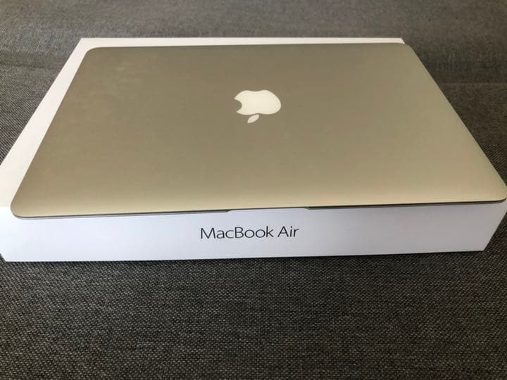 MacBook Air（美品）