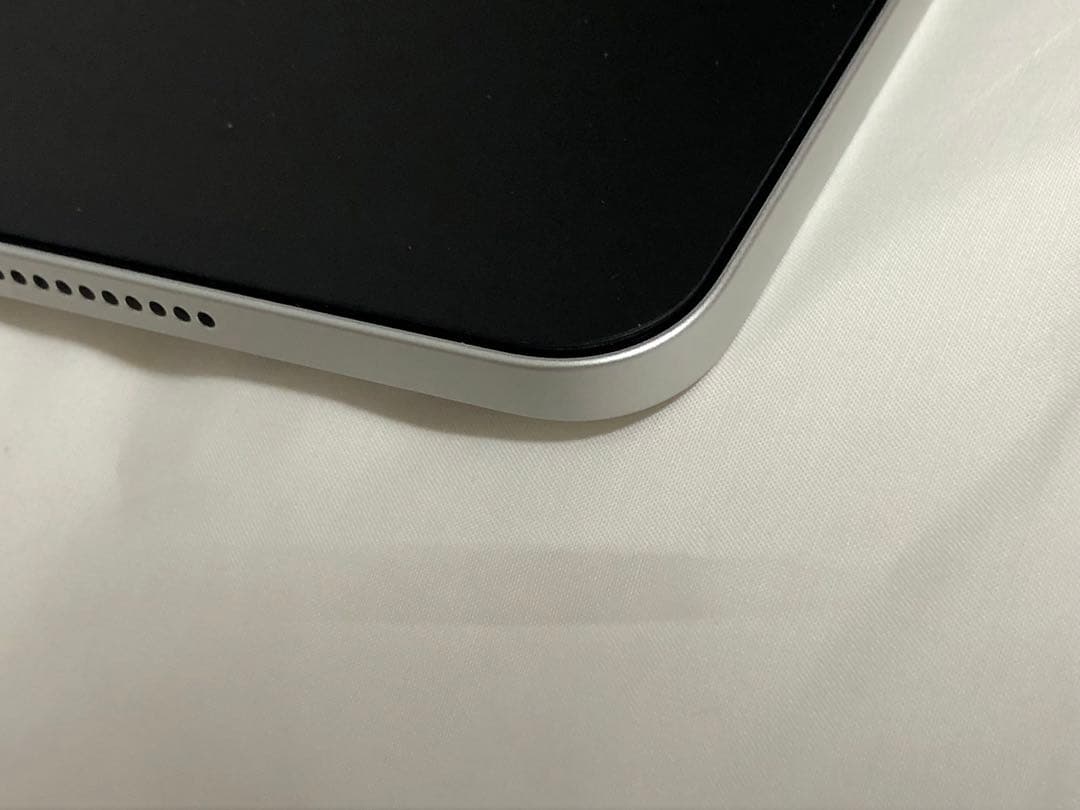 12.9インチiPad Pro（第6世代）Wi-Fi 256GB シルバー